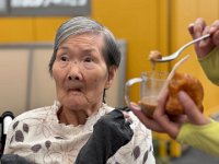 20251023柿とパン